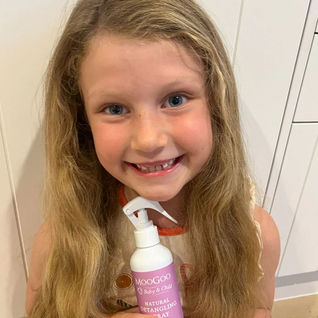 MooGoo Natural Detangling Spray 150ml 3