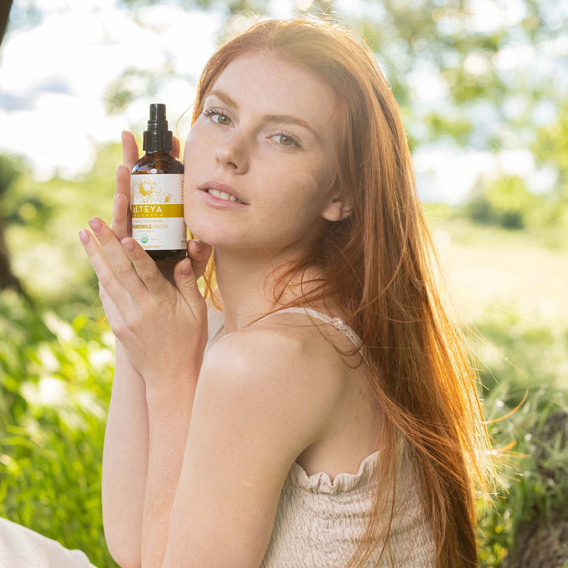 Alteya Organics Organic Bulgarian Chamomile Water 240 ml - Amber Glass Spray Bottle 3